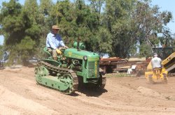 Oliver HG 42: Photos Courtesy of the Roseworthy Agricultural Museum - Roseworthy Agricultural Museum